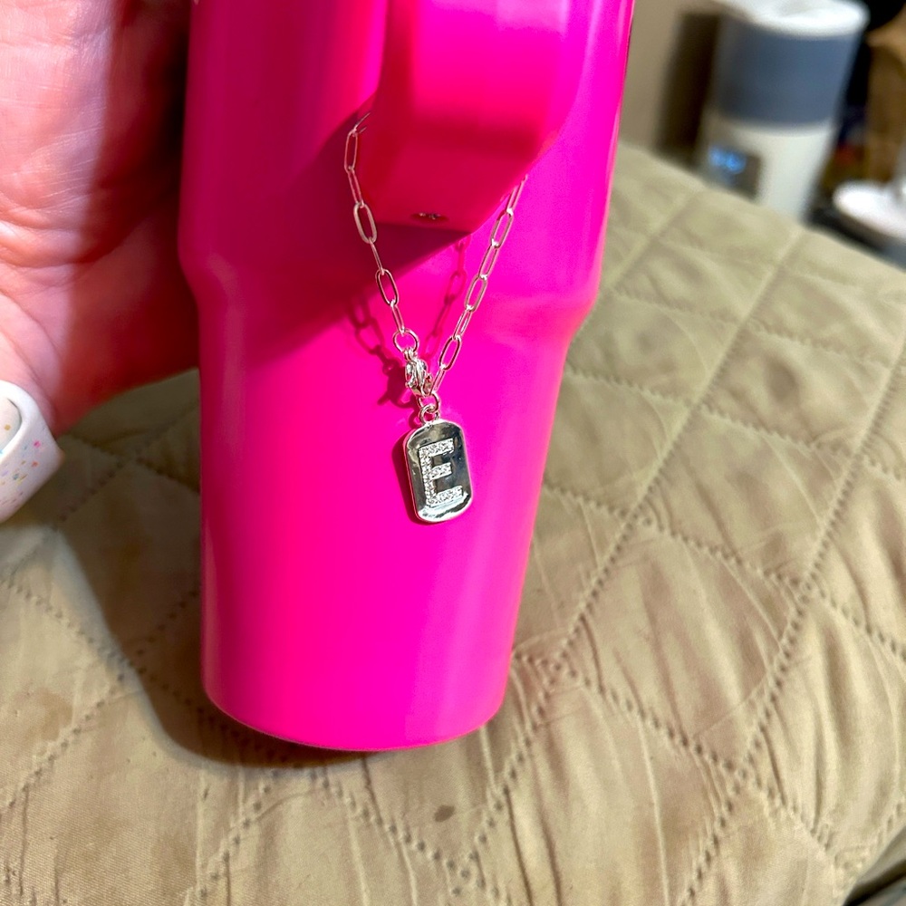 Silver Initial E Tumbler Charm - Picture 1 of 3